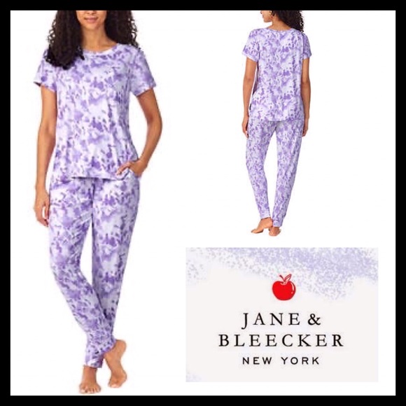 Jane and Bleecker Other - Jane & Bleecker Ladies Tee & Jogger Pajama Set
